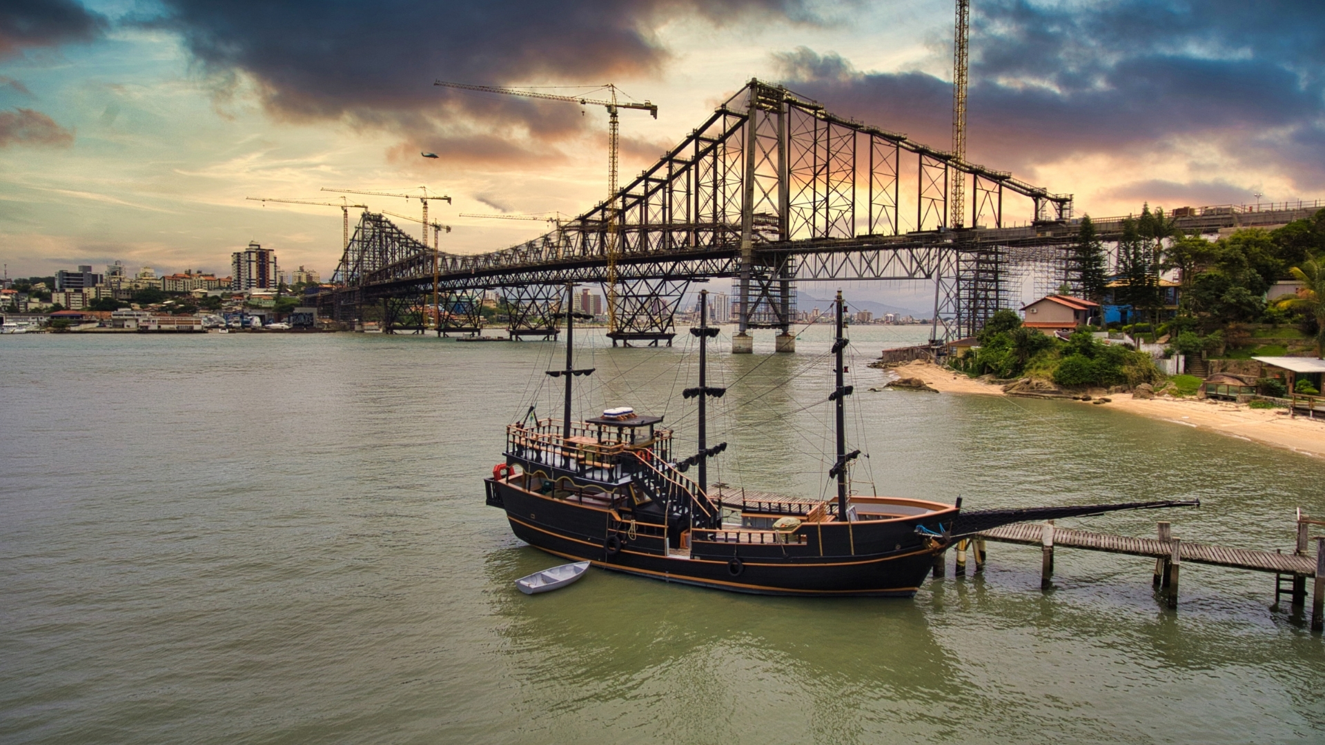 Lente de contato para os dentes aplicada em sorriso natural e harmônico, mostrando alinhamento, estética e resultado profissional.